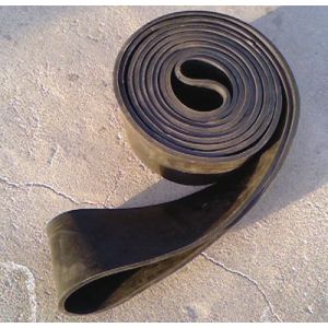 鋼板膩?zhàn)又顾畮Ф』鹉z鋼板止水帶 當(dāng)機(jī)利斷_塑料橡膠機(jī)械欄目